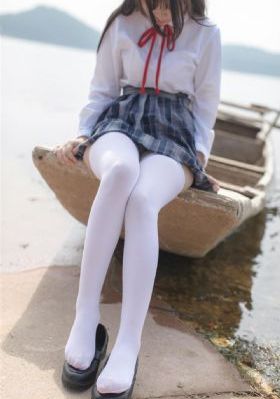 她跨坐在他劲腰上H_超清版蓝光版中文字幕包